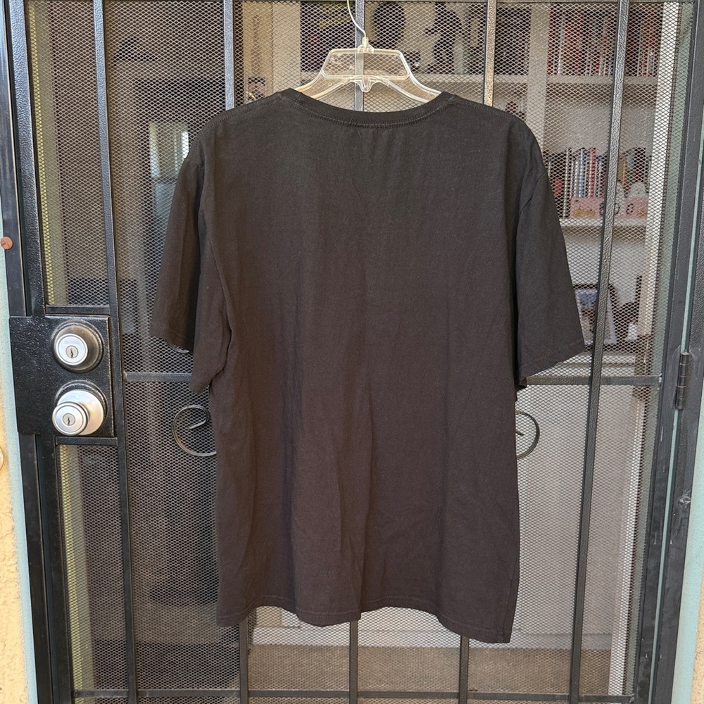 Tarot “The Reader” Skeleton T-shirt - Picture 4 of 4